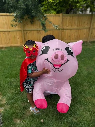 Classroom with alphabet rug